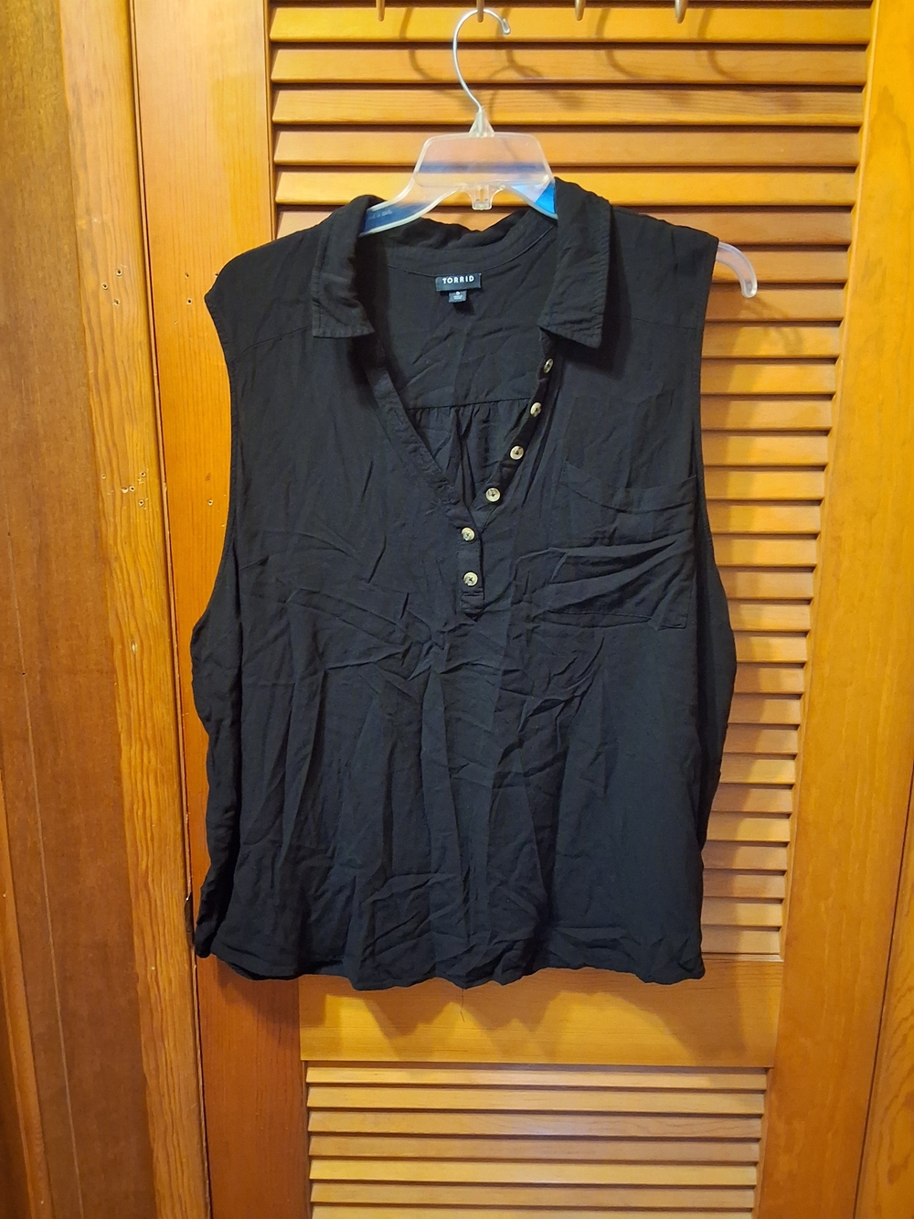 torrid Black Sleeveless Collared Henley Tank